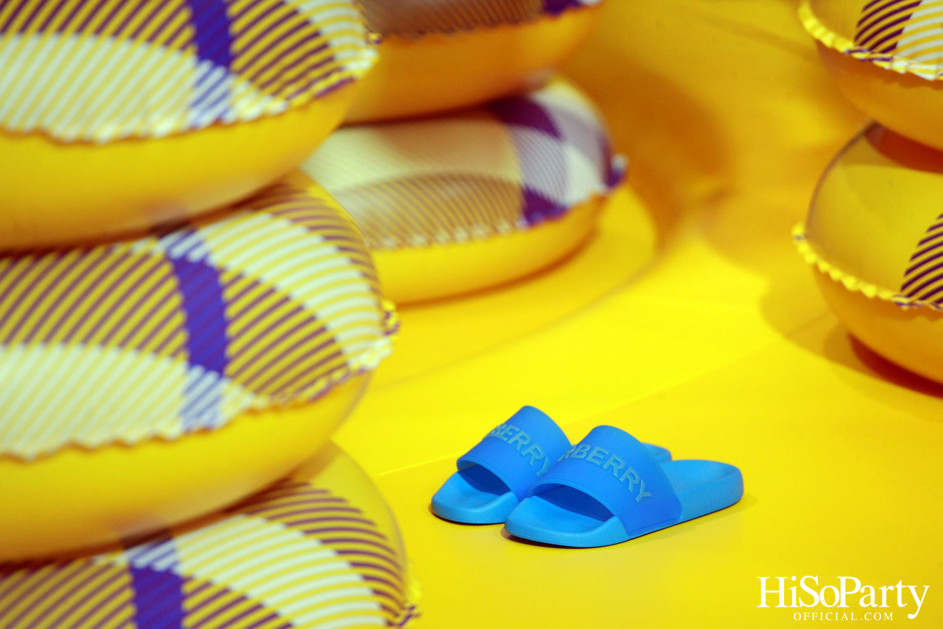 A BURBERRY SUMMER POP-UP