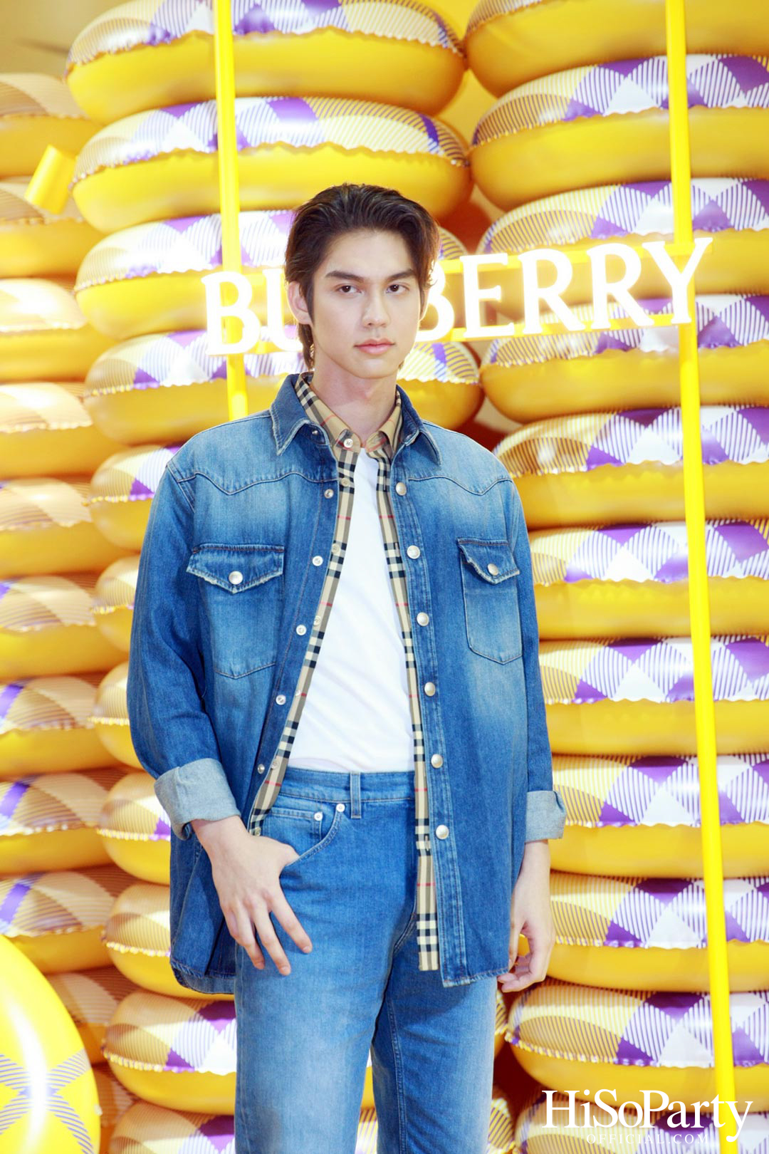 A BURBERRY SUMMER POP-UP