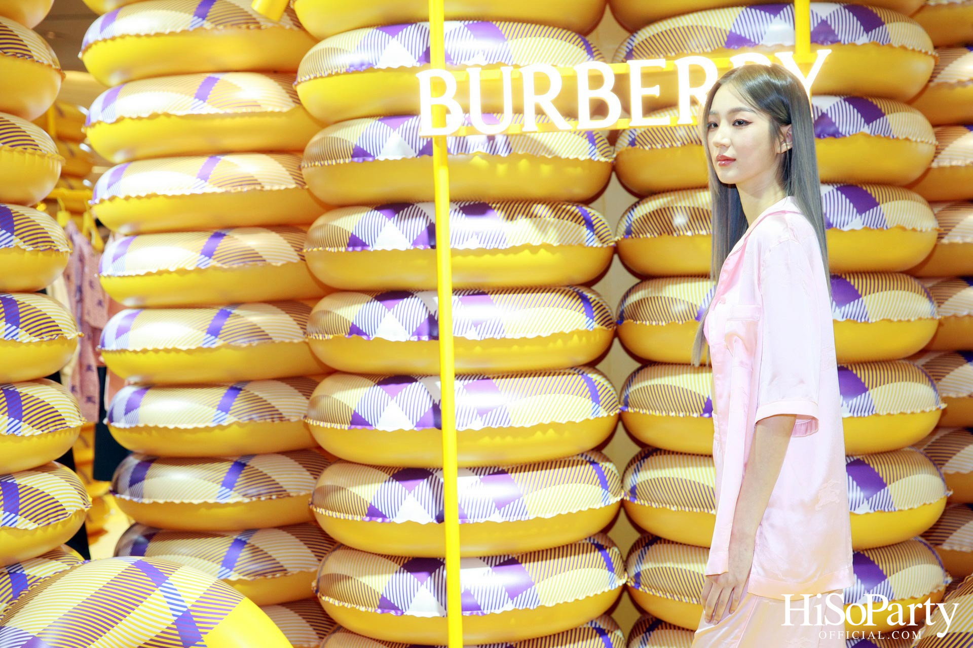 A BURBERRY SUMMER POP-UP