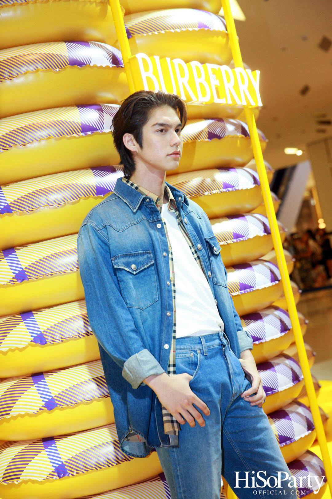 A BURBERRY SUMMER POP-UP