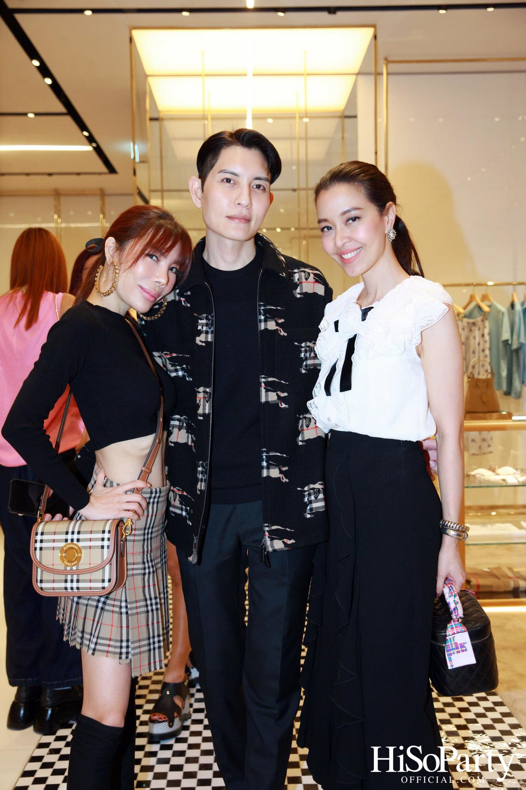 A BURBERRY SUMMER POP-UP