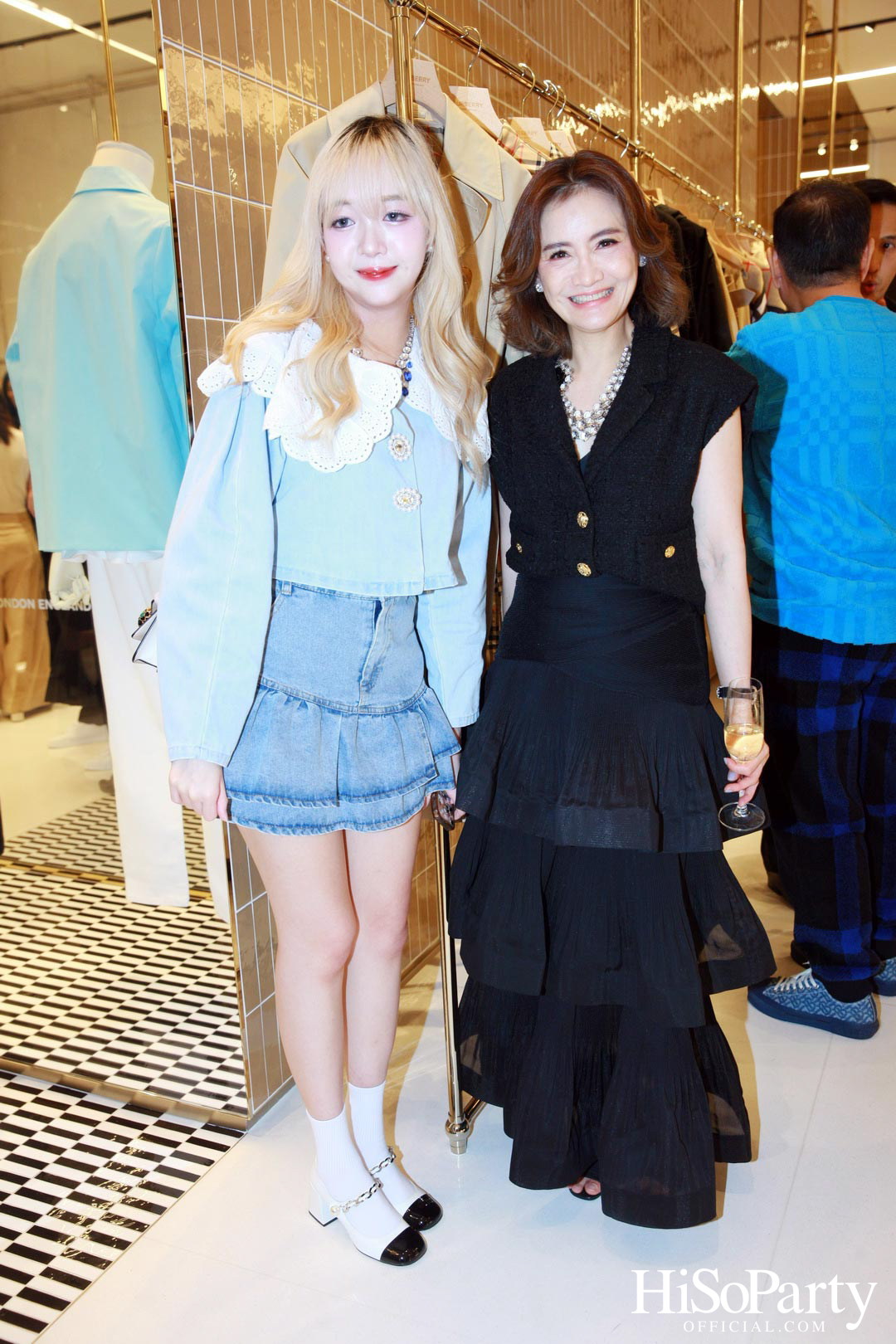 A BURBERRY SUMMER POP-UP