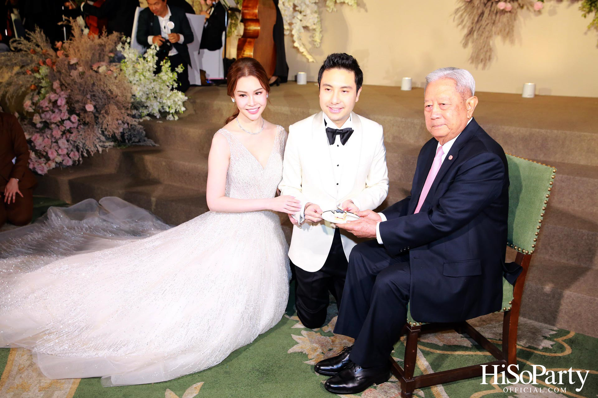 งานฉลองพิธีสมรสพระราชทานระหว่าง การัณย์ อังอุบลกุล และ แพรวพิณญ์ อุดมปณิธ