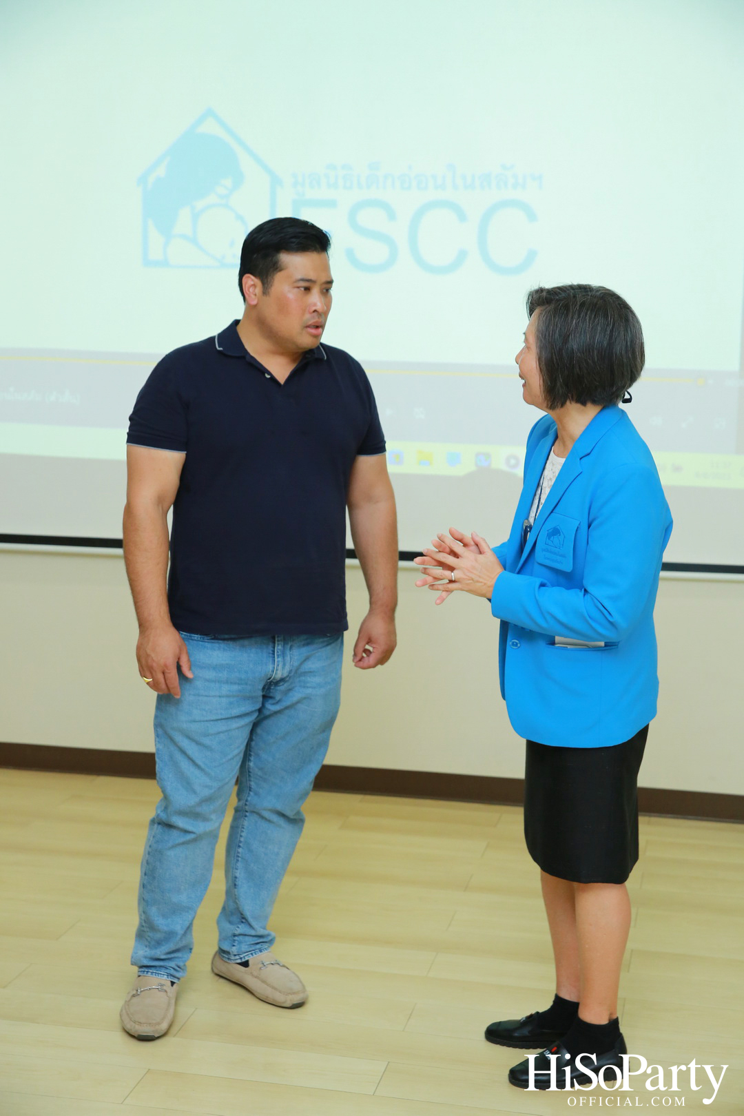 ท่านอ้น วัชเรศร วิวัชรวงศ์ เยี่ยมเด็กๆ มูลนิธิเด็กอ่อนในสลัมฯ