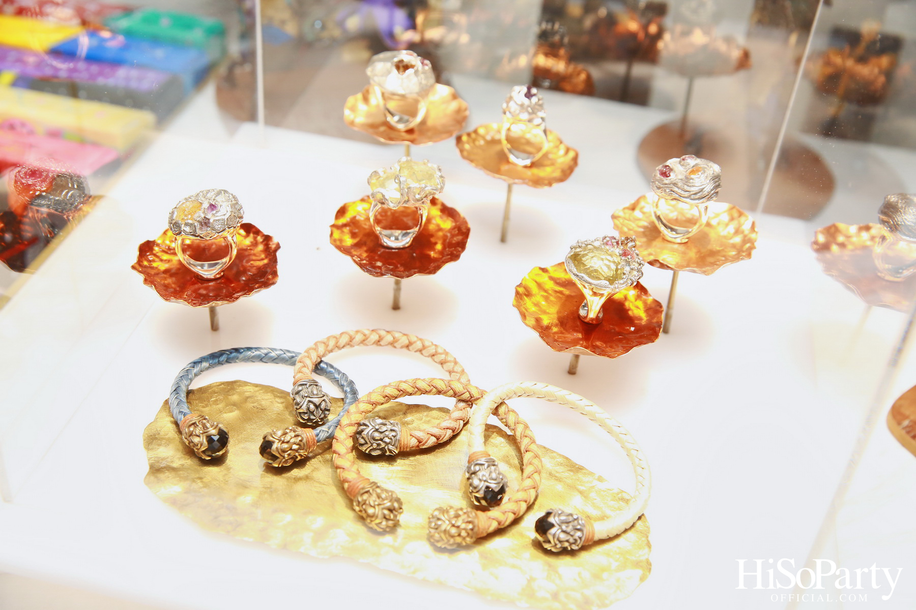 Club 21 x WISHULADA ในงาน Urban Collectibles 2023 by Mango Art Festival x Public House