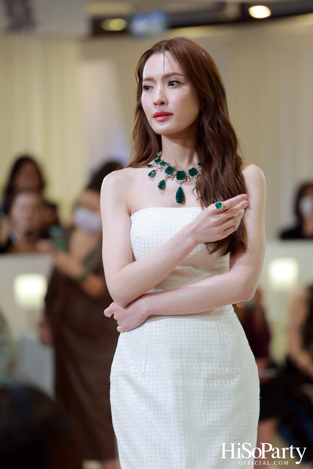 BEAUTY GEMS ‘THE MISSING PIECE’