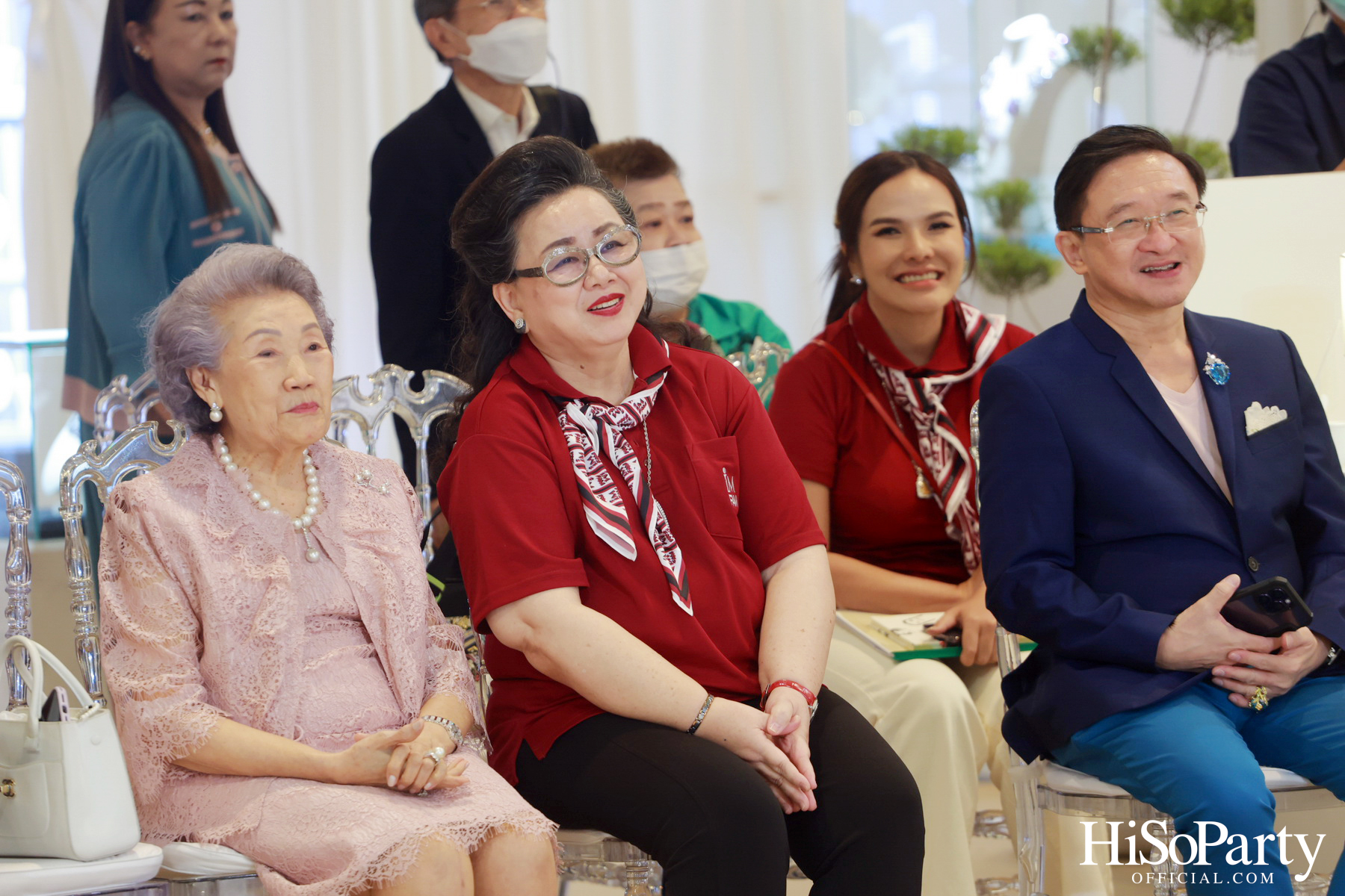 BEAUTY GEMS ‘THE MISSING PIECE’