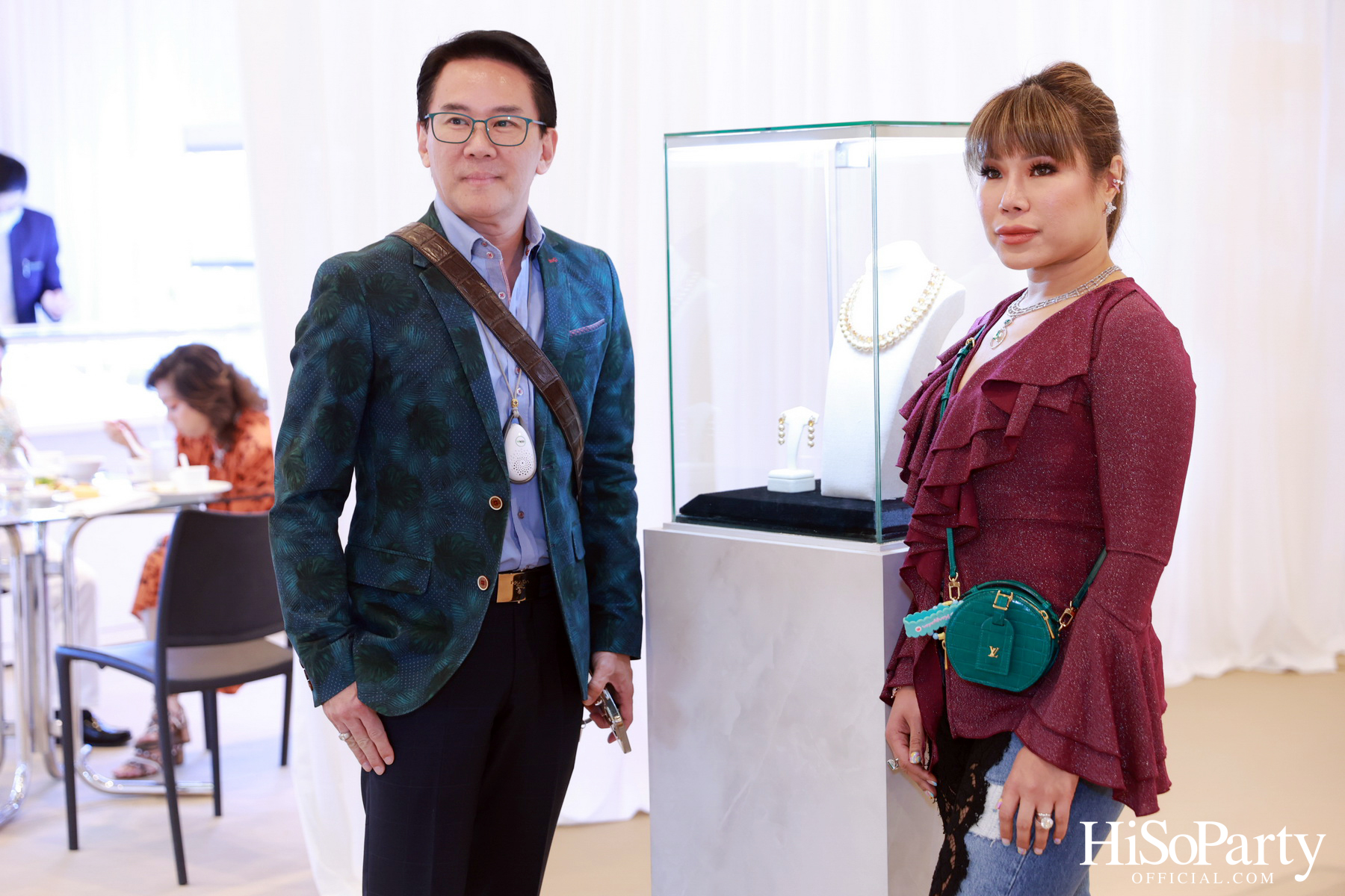 BEAUTY GEMS ‘THE MISSING PIECE’