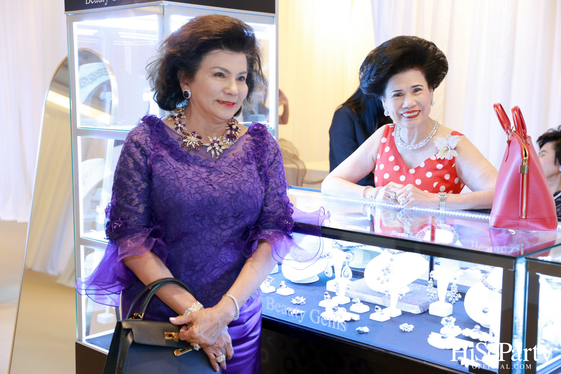 BEAUTY GEMS ‘THE MISSING PIECE’