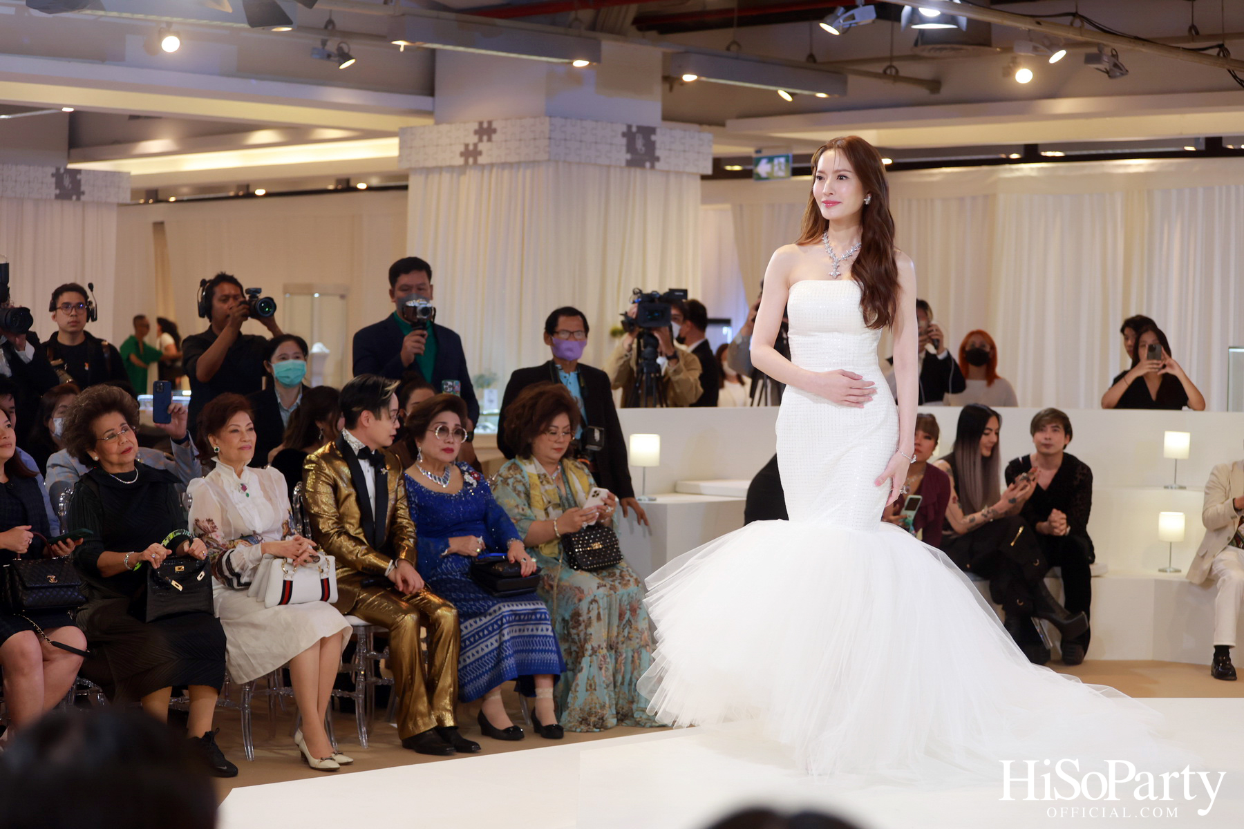 BEAUTY GEMS ‘THE MISSING PIECE’