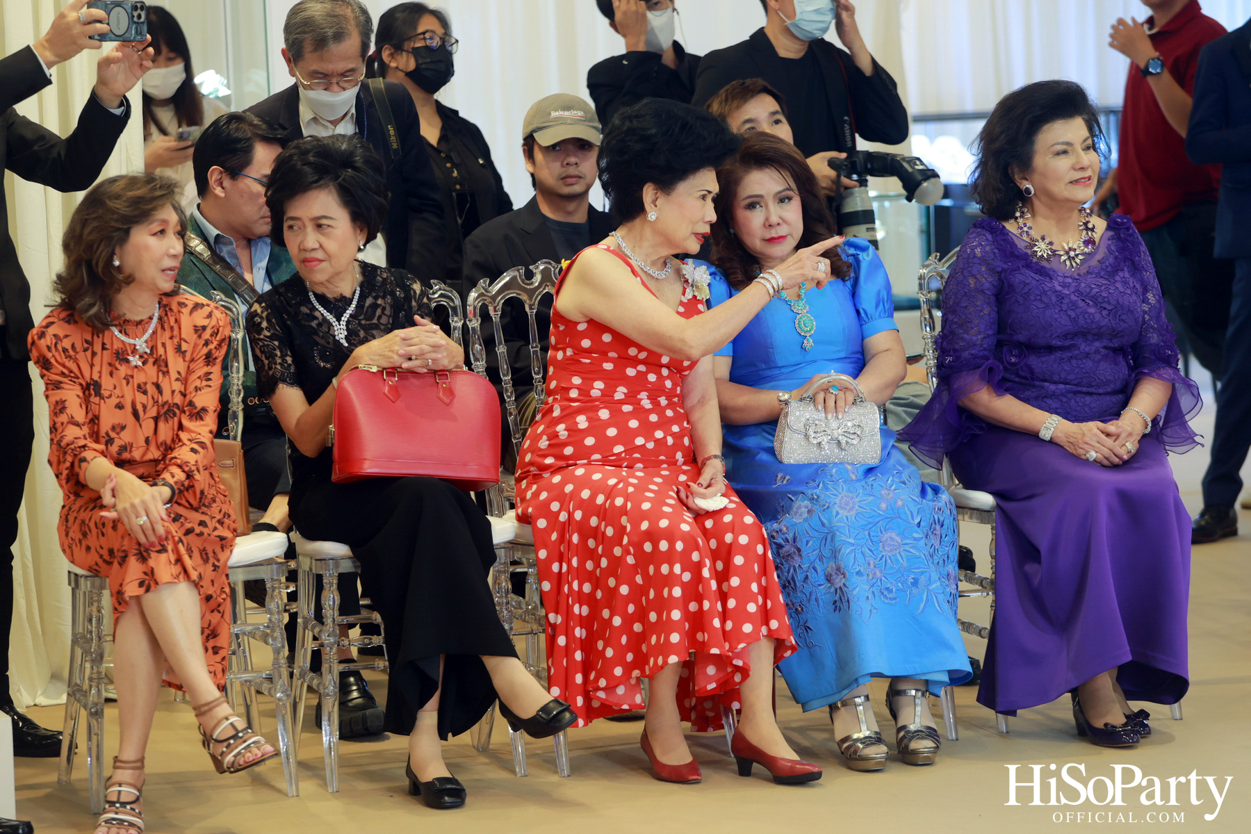 BEAUTY GEMS ‘THE MISSING PIECE’