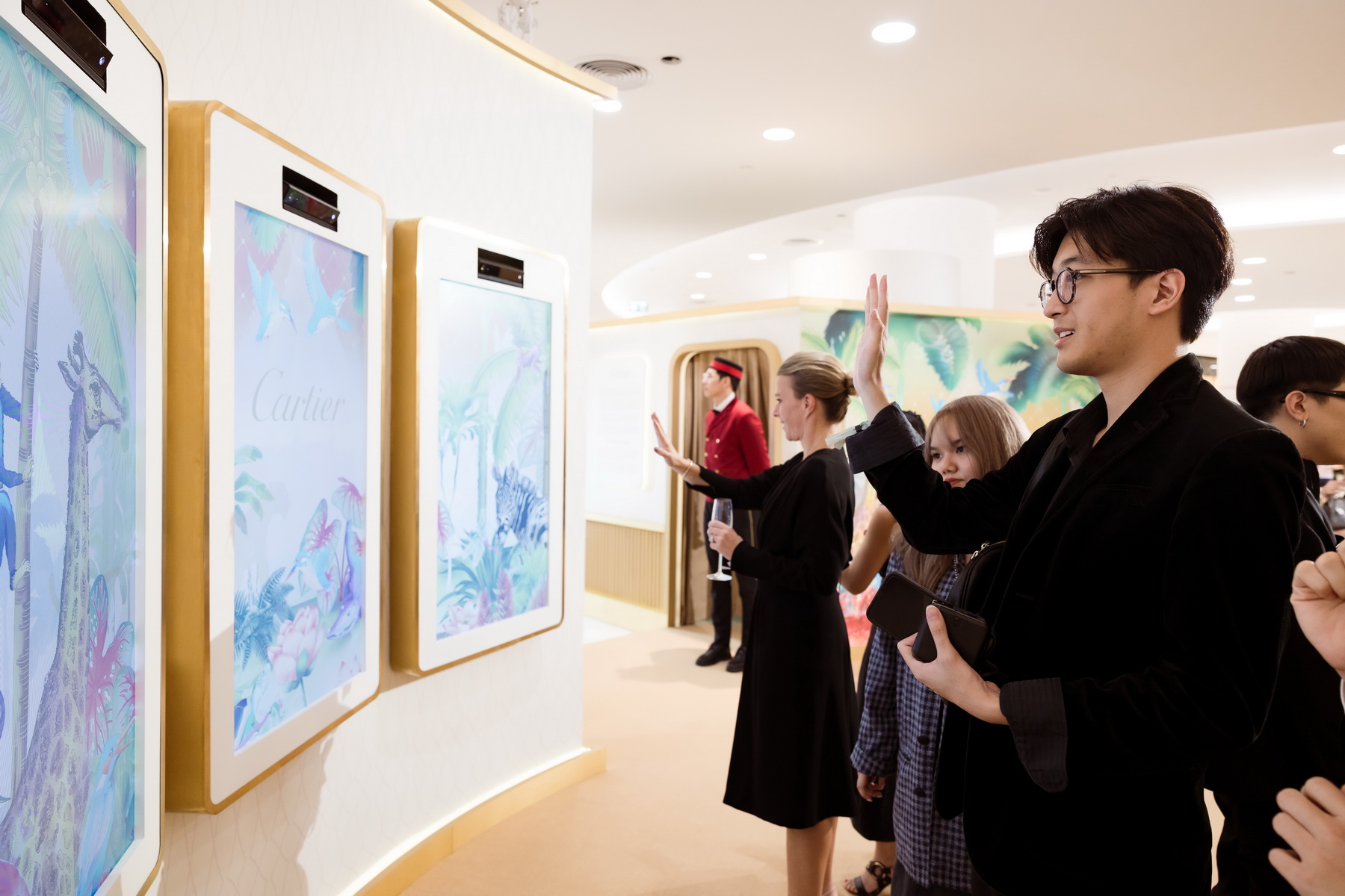 Cartier เฉลิมฉลองการเปิดบูติกโฉมใหม่ที่มีขนาดใหญ่ที่สุดในประเทศไทย ณ ดิ เอ็มโพเรียม