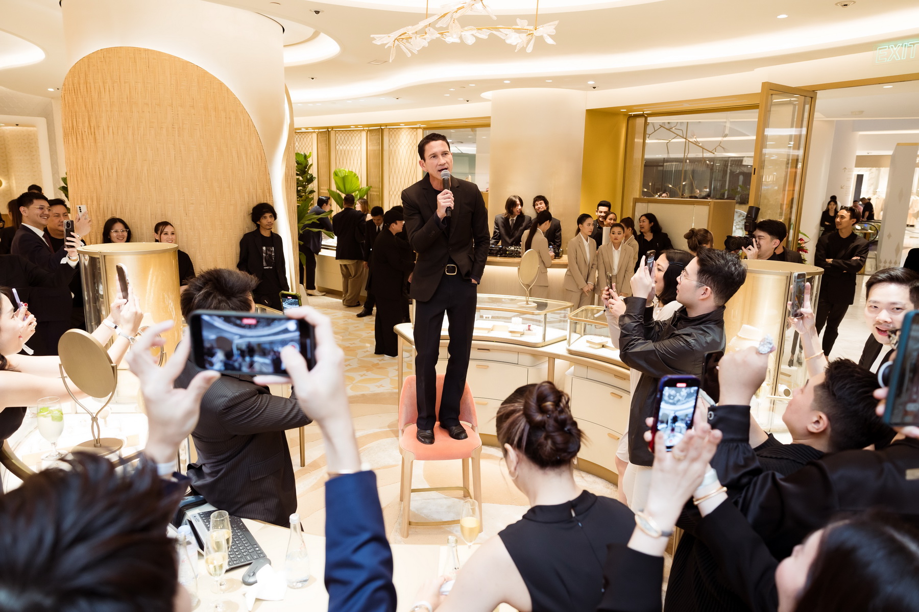 Cartier เฉลิมฉลองการเปิดบูติกโฉมใหม่ที่มีขนาดใหญ่ที่สุดในประเทศไทย ณ ดิ เอ็มโพเรียม