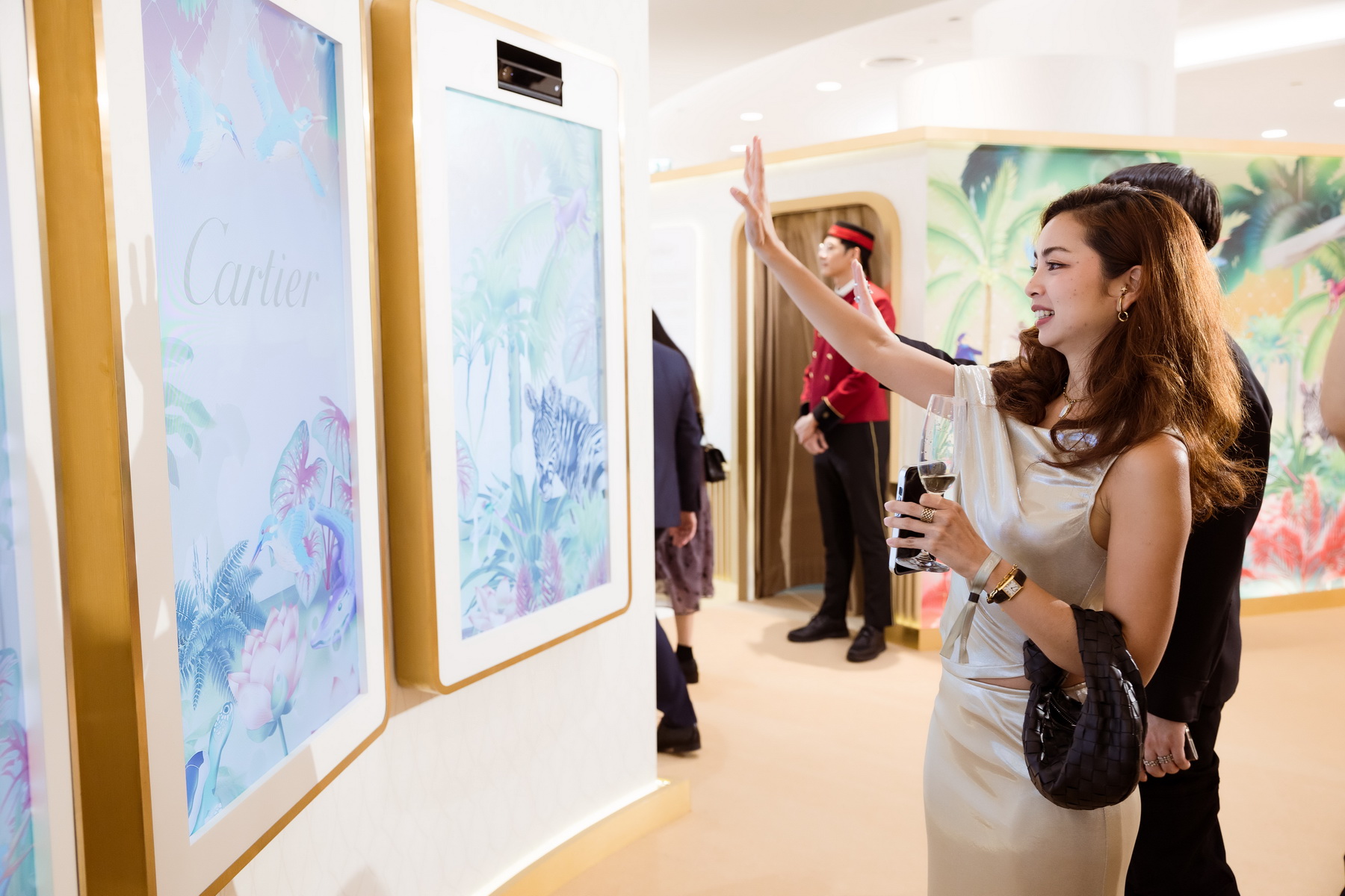 Cartier เฉลิมฉลองการเปิดบูติกโฉมใหม่ที่มีขนาดใหญ่ที่สุดในประเทศไทย ณ ดิ เอ็มโพเรียม