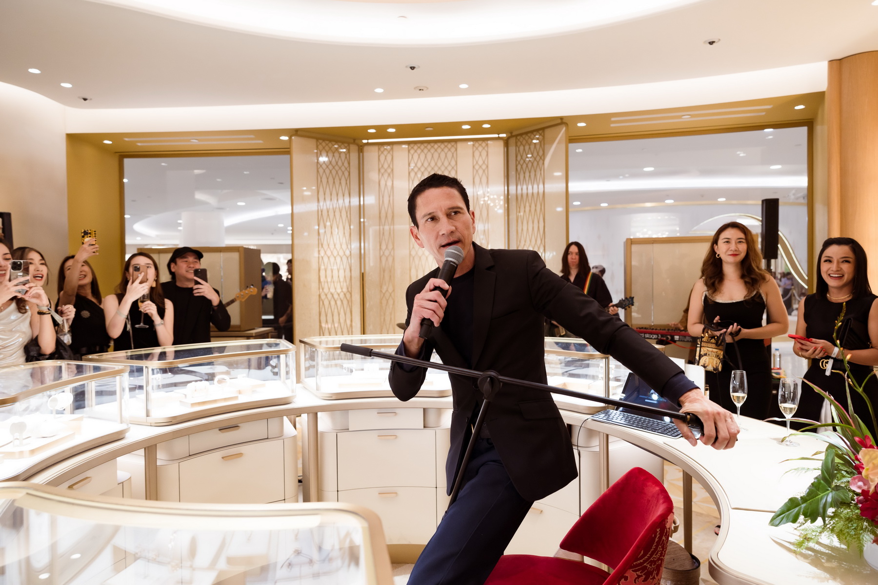 Cartier เฉลิมฉลองการเปิดบูติกโฉมใหม่ที่มีขนาดใหญ่ที่สุดในประเทศไทย ณ ดิ เอ็มโพเรียม