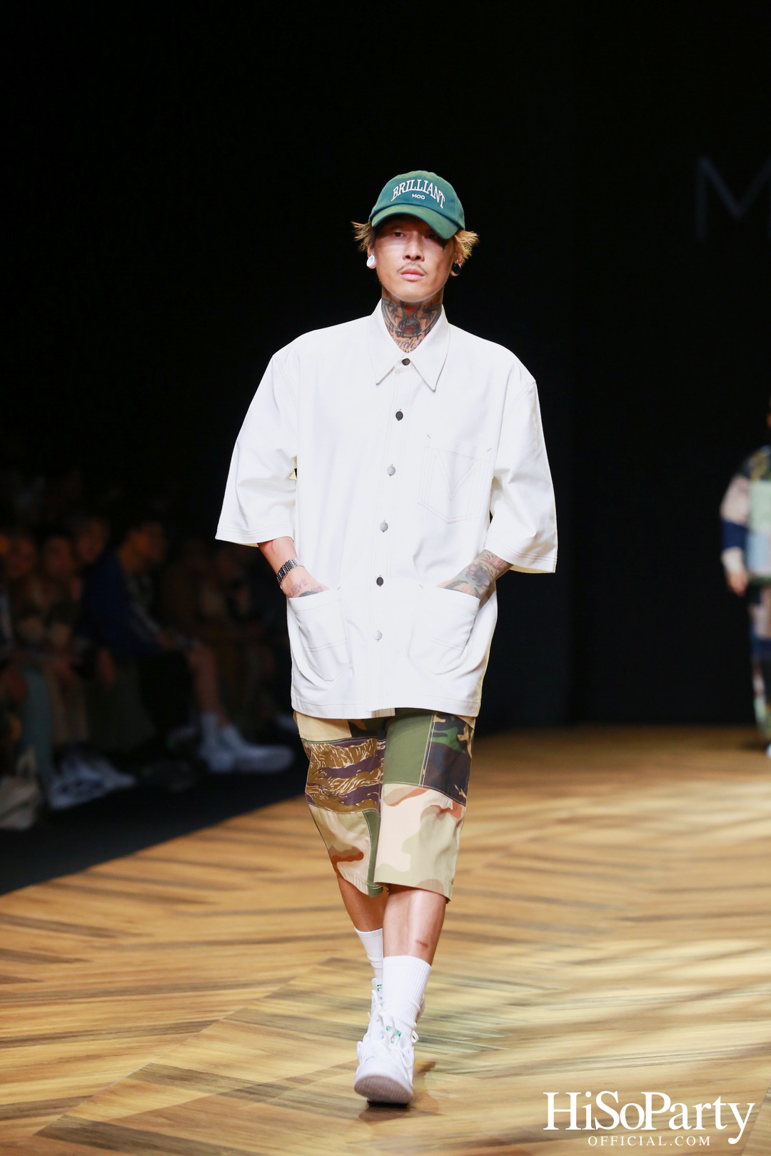 MOO 1st Show @Siam Paragon Bangkok International Fashion Week 2023