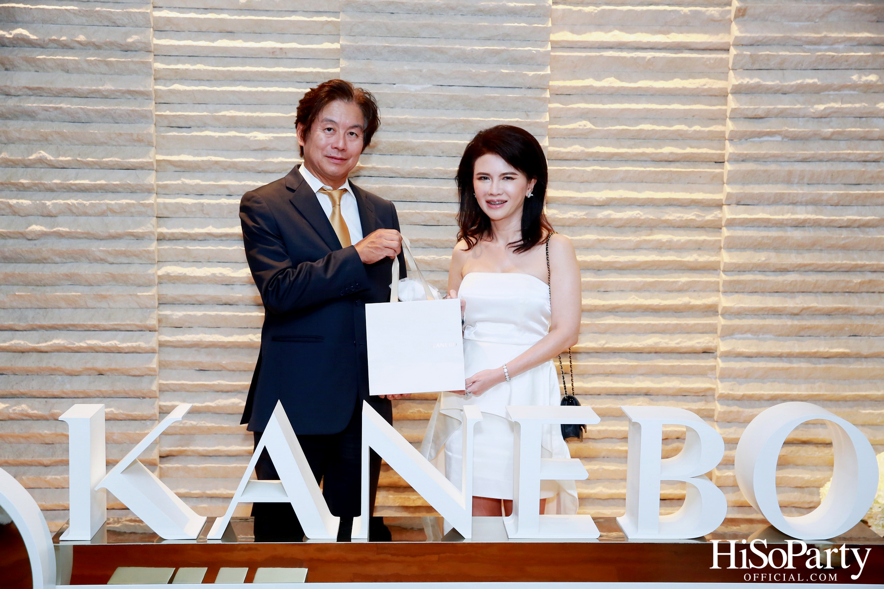 ‘5th Anniversary of KANEBO THE EXCEPTIONAL’ Experience supreme bliss with flawless artistry. CLEAR and BEYOND
