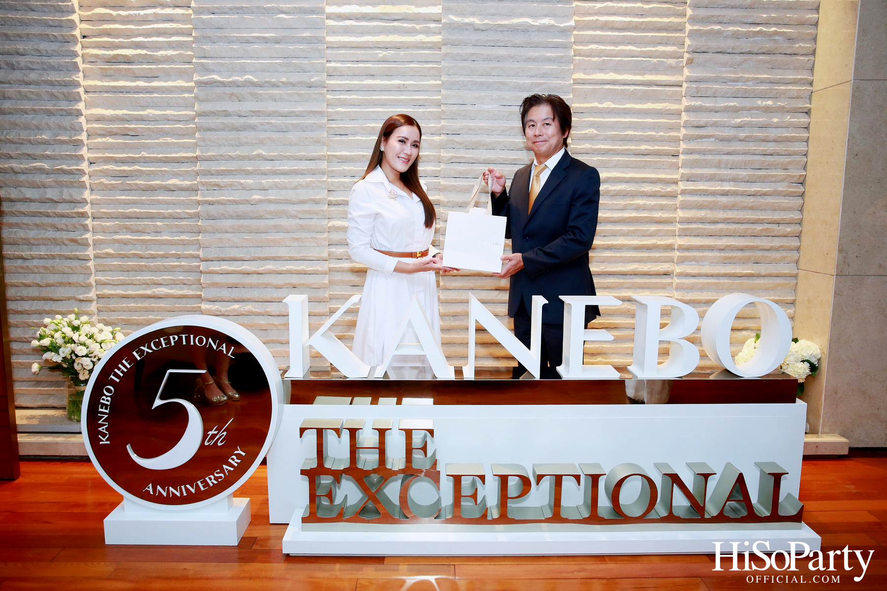 ‘5th Anniversary of KANEBO THE EXCEPTIONAL’ Experience supreme bliss with flawless artistry. CLEAR and BEYOND