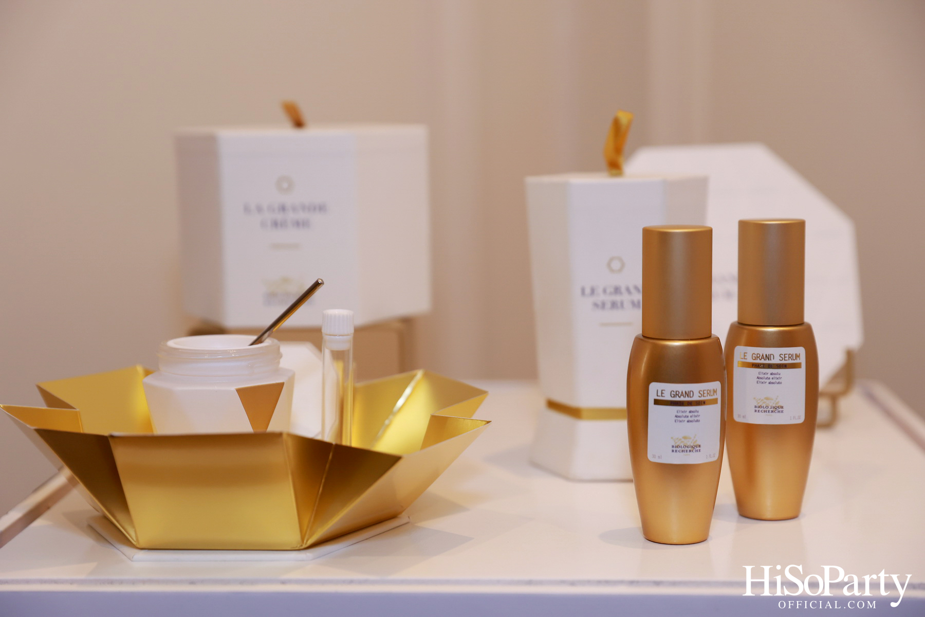 Biologique Recherche: White Party Christmas