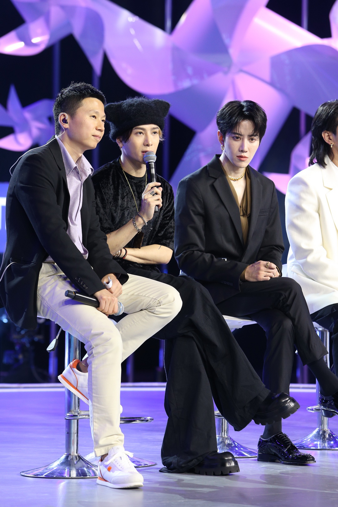 ‘WeTV’ เปิดตัว ‘แจ็คสัน หวัง’ ‘ไมค์ พิรัชต์’ ‘เจฟ ซาเตอร์’ ‘เตนล์’ และ ‘เนเน่ พรนับพัน’ นั่งแท่นเมนเทอร์ ‘CHUANG ASIA’ ซีซั่นแรกในไทย