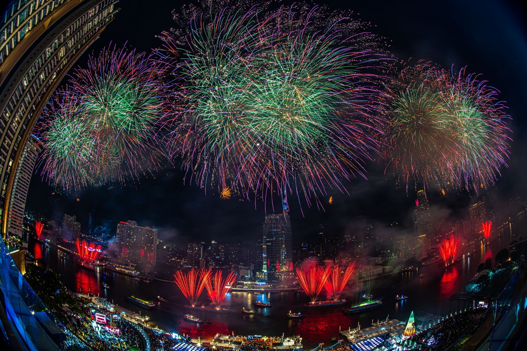 Amazing Thailand Countdown 2024 งานเคาท์ดาวน์ระดับโลก ณ ไอคอนสยาม