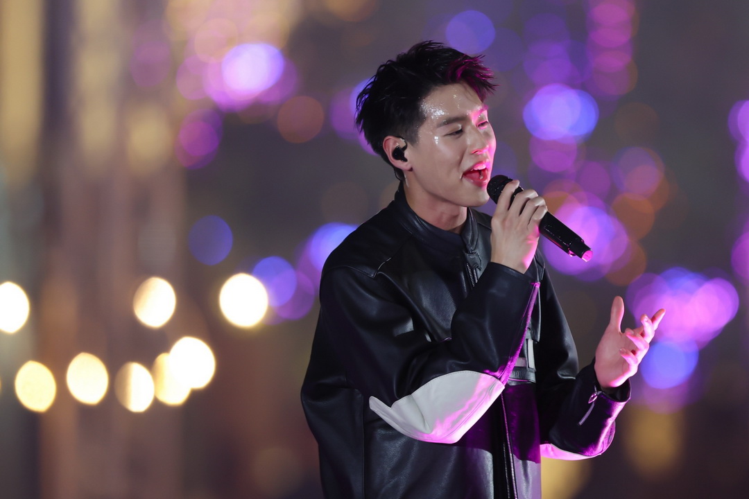 Amazing Thailand Countdown 2024 งานเคาท์ดาวน์ระดับโลก ณ ไอคอนสยาม