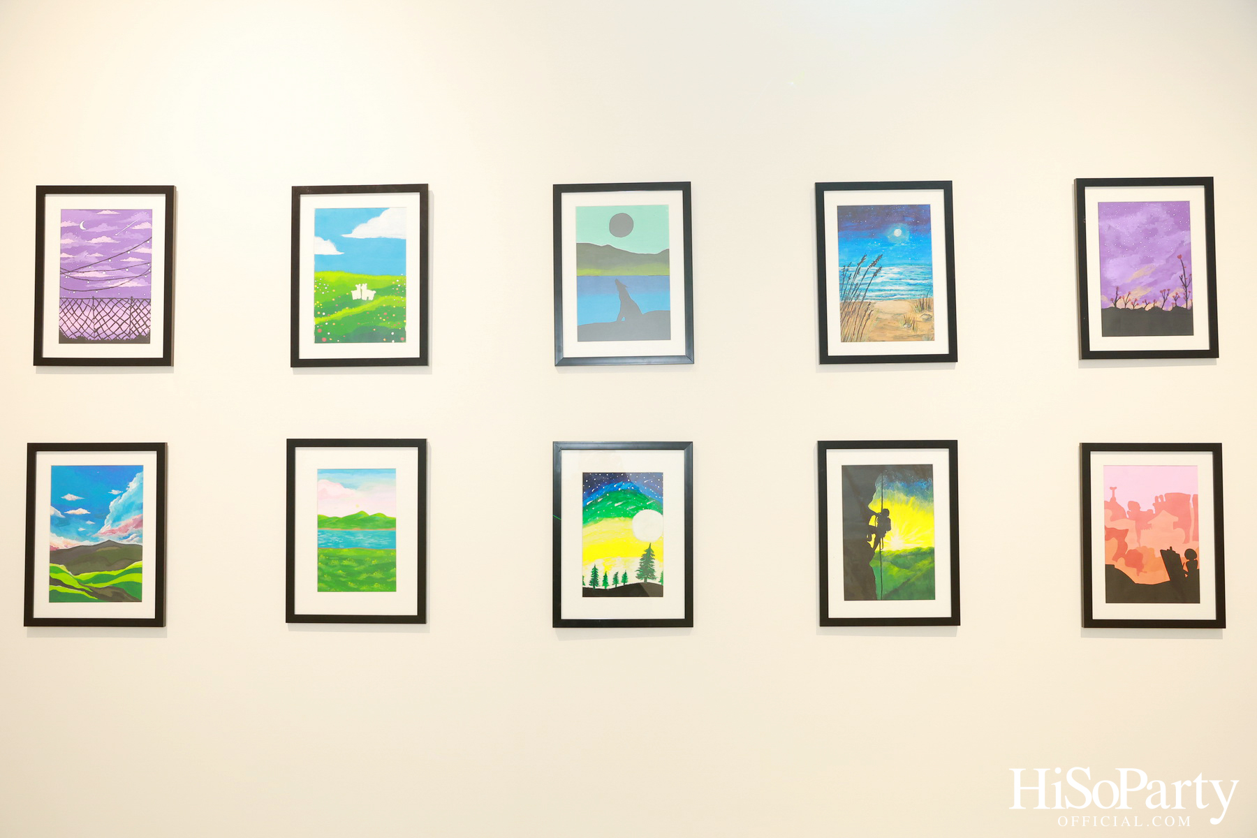 งานเปิดนิทรรศการศิลปะจากเด็กๆ ไฟ-ฟ้า ภายใต้แนวคิด ‘เด็กธรรมดา…คือสิ่งที่สวยงาม’