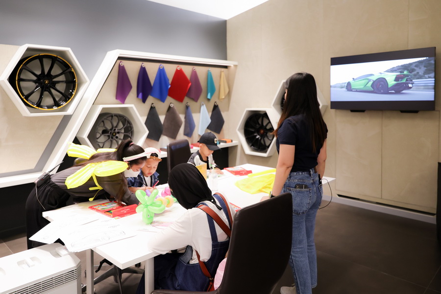 เรนาสโซ มอเตอร์ สานต่อภารกิจเฉลิมฉลองความสุขช่วงเทศกาลวันเด็ก ในงาน LAMBORGHINI BANGKOK FAMIGLIA DAY 2024