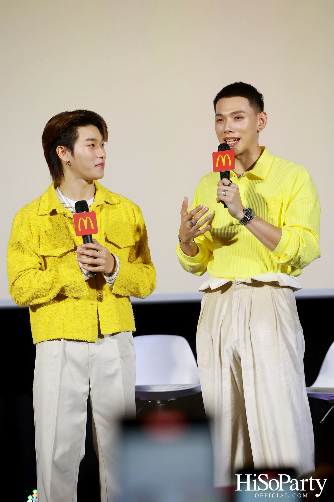 แมคโดนัลด์ เปิดตัวพรีเซ็นเตอร์แฟนไก่ทอดแมคตัวจริง ‘ต้าห์อู๋ x ออฟโรด’