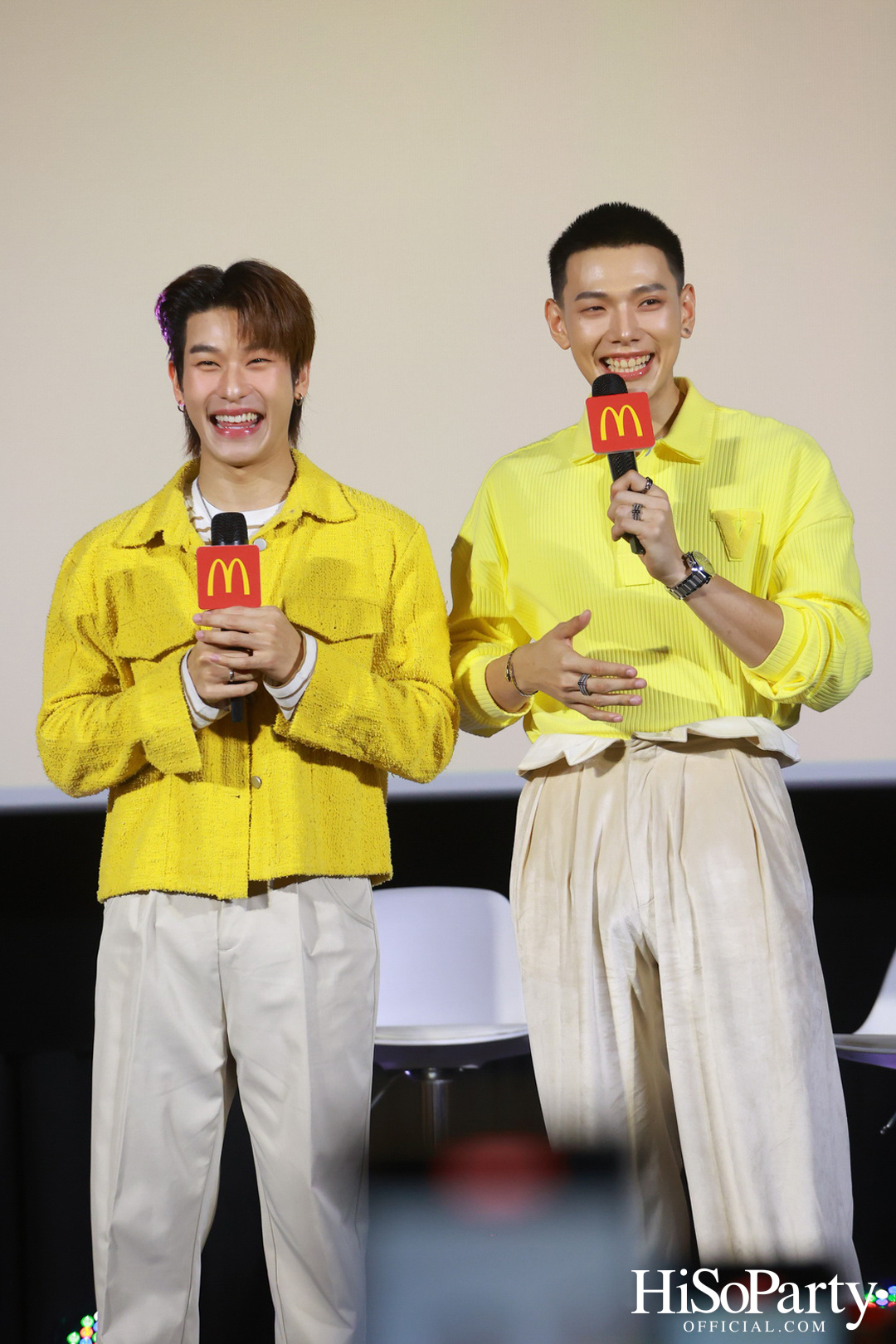 แมคโดนัลด์ เปิดตัวพรีเซ็นเตอร์แฟนไก่ทอดแมคตัวจริง ‘ต้าห์อู๋ x ออฟโรด’