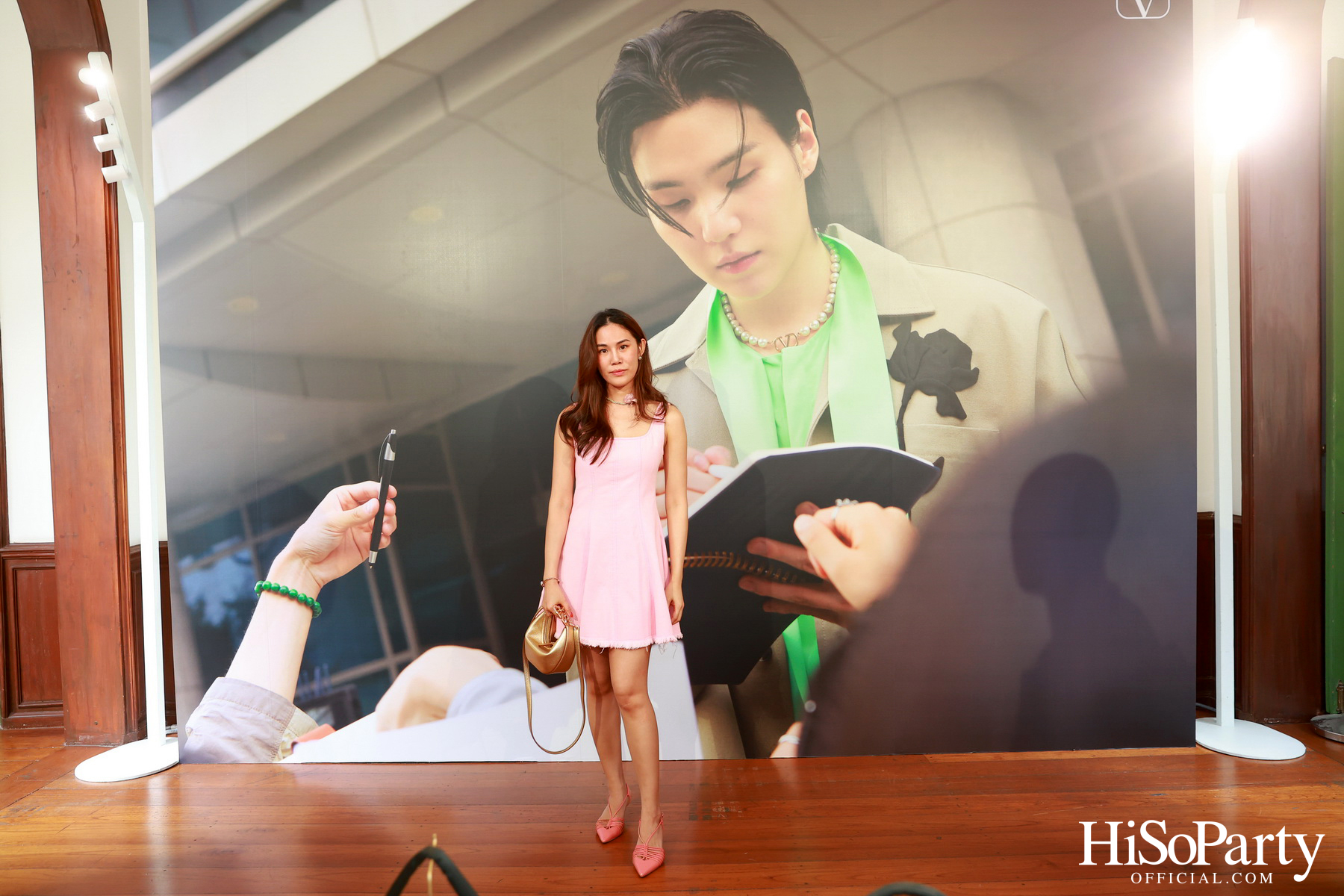 งาน Exclusive Preview of  ‘VALENTINO L'ECOLE COLLECTION’ The New Collection Spring/Summer 2024