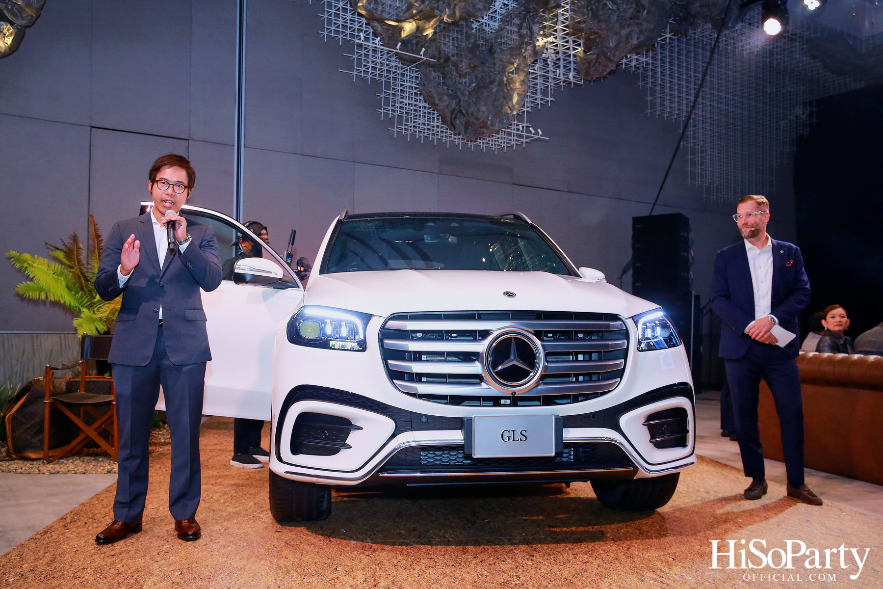 Mercedes-Benz Exclusive Preview GLS 450 d 4MATIC AMG Dynamic / G-Class G63 Grand Edition / Vision One-Eleven