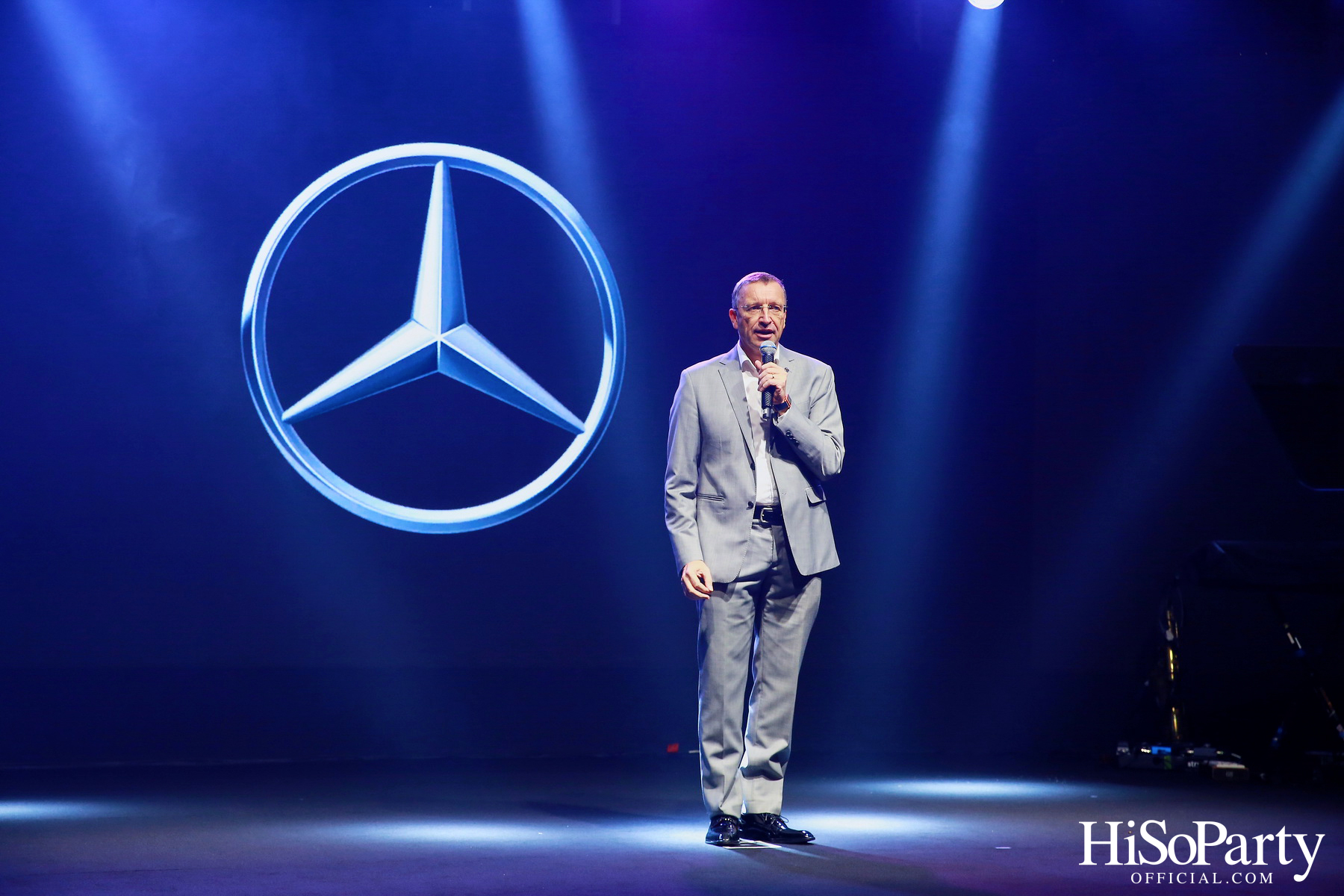Mercedes-Benz Exclusive Preview GLS 450 d 4MATIC AMG Dynamic / G-Class G63 Grand Edition / Vision One-Eleven