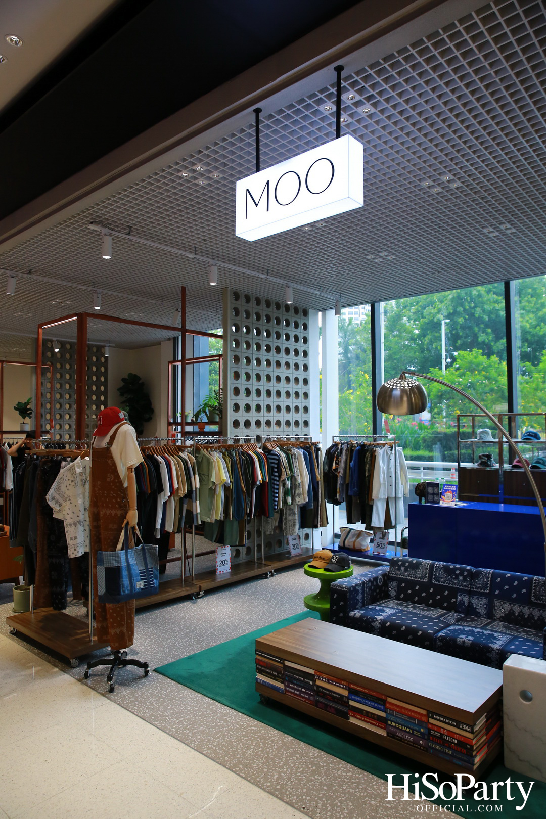 Comma And 1st Anniversary 