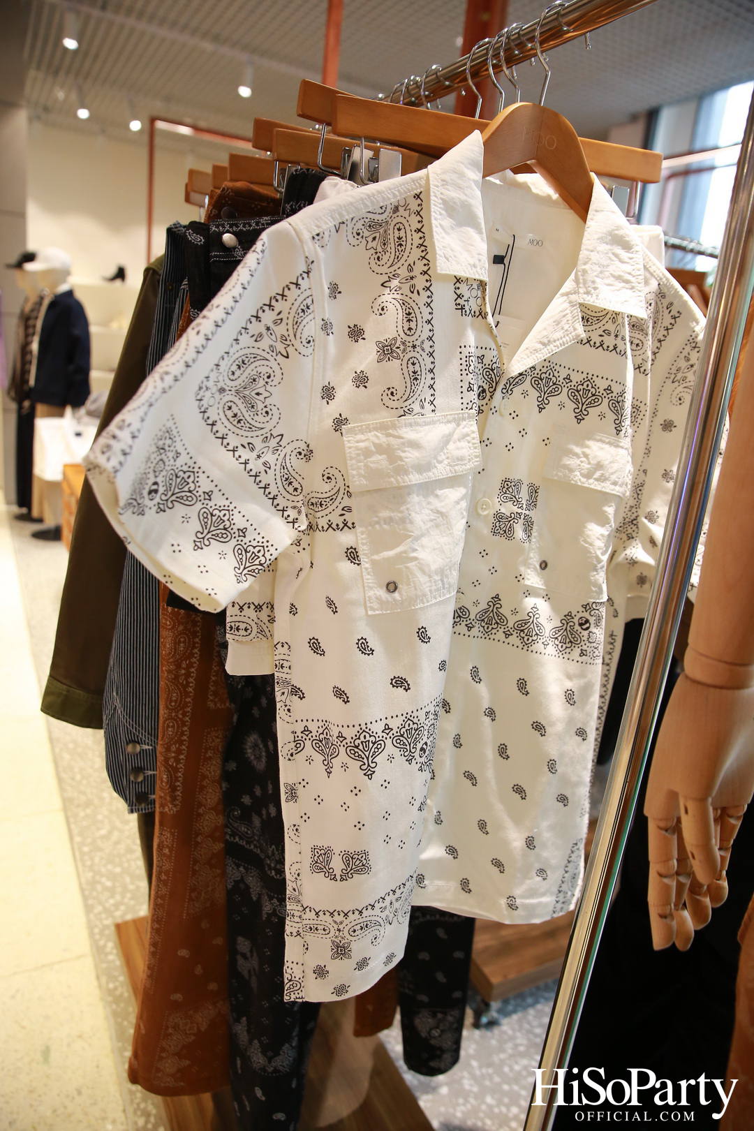 Comma And 1st Anniversary 