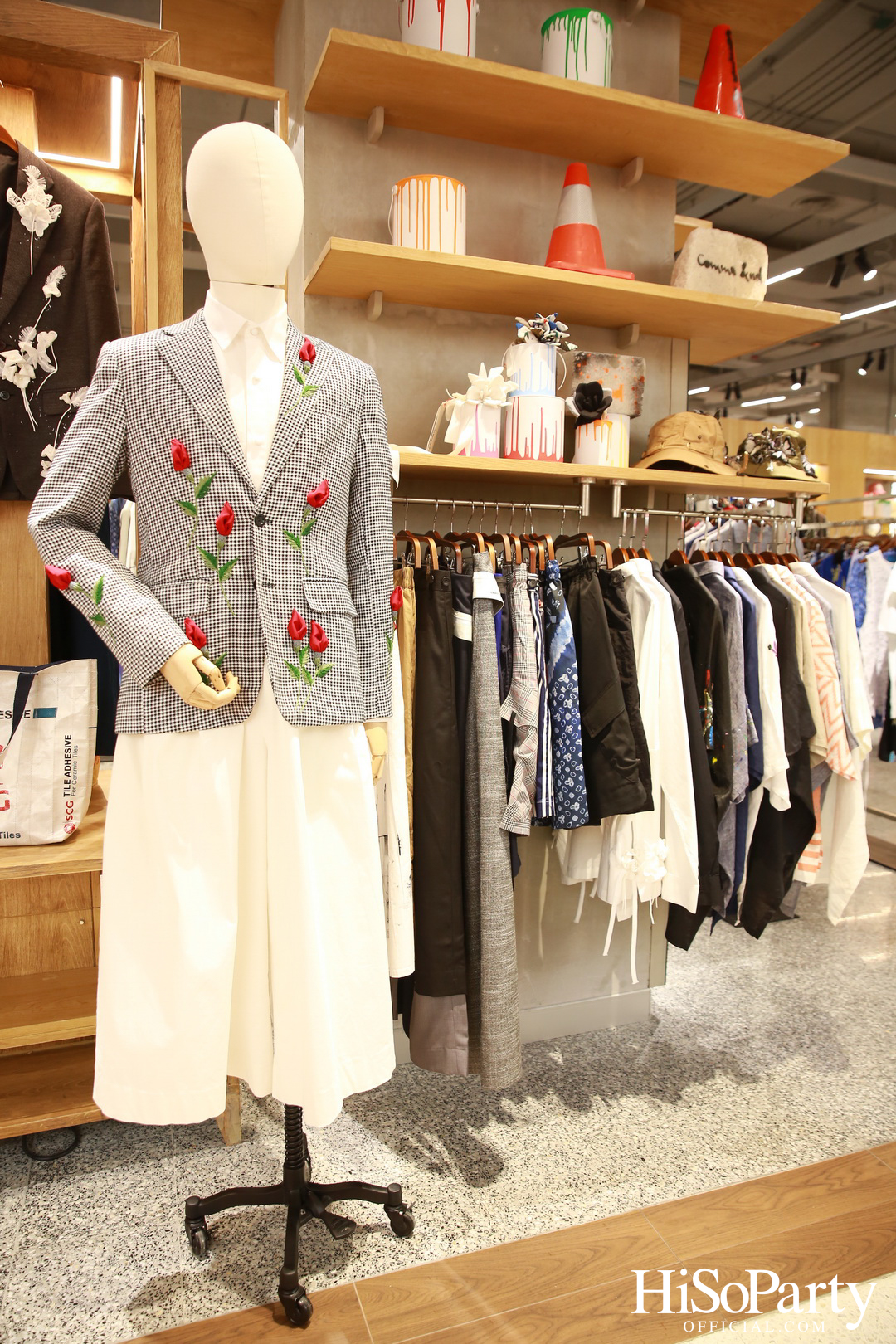 Comma And 1st Anniversary 