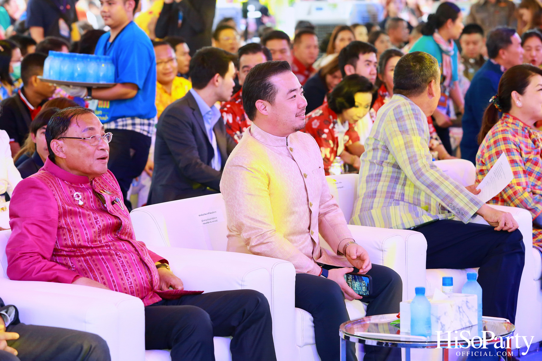 คิง เพาเวอร์ เปิดงาน ‘อภิมหาสงกรานต์รางน้ำ’ อย่างยิ่งใหญ่ พร้อมประกาศจัดเต็มกิจกรรมความบันเทิง วันนี้ - 16 เม.ย. นี้