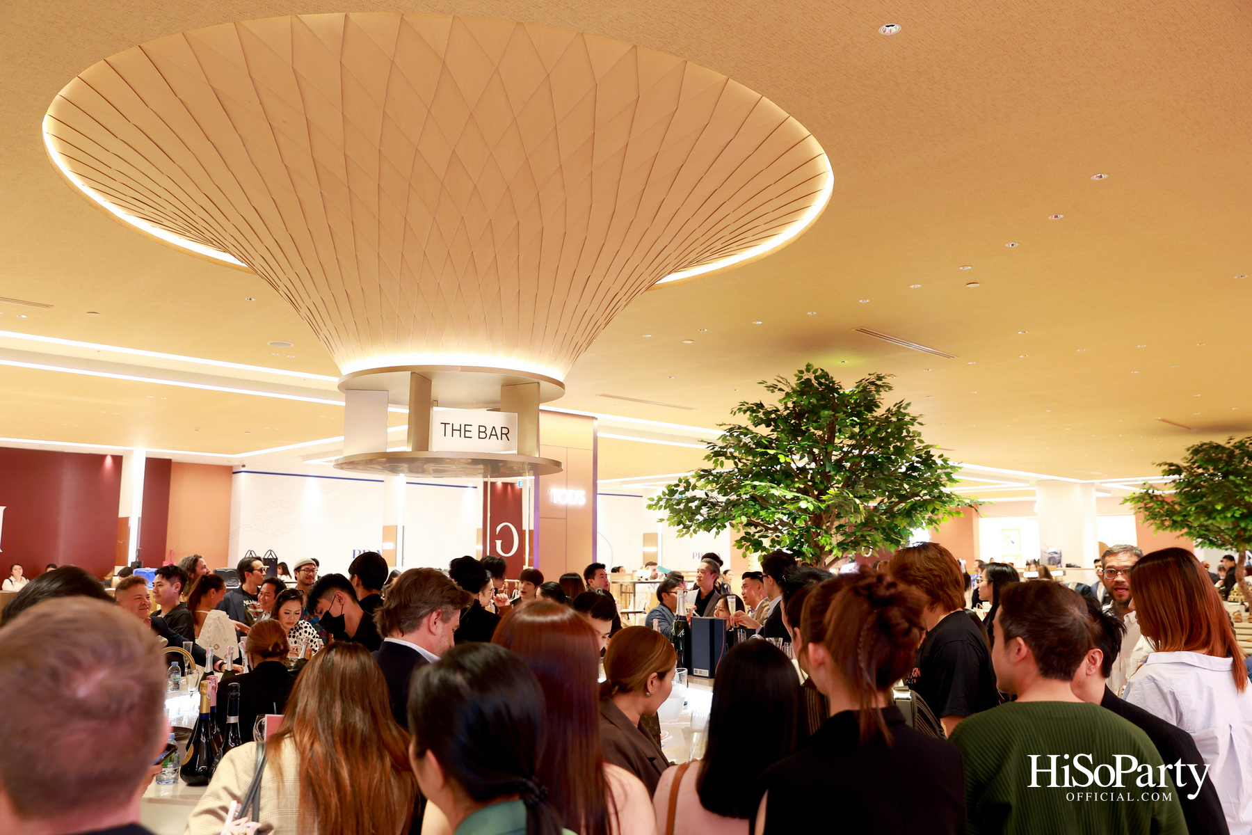 เซ็นทรัลชิดลม ฉลองการเปิดโซนแฟชั่นใหม่อย่างยิ่งใหญ่ในงาน ‘Luxe Night Out’