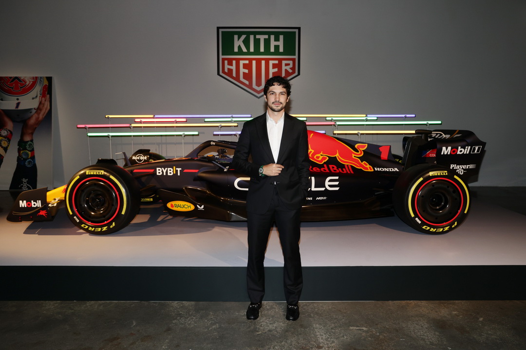 TAG HEUER CELEBRATES THE RETURN OF THE ICONIC FORMULA 1 COLLECTION IN COLLABORATION WITH KITH