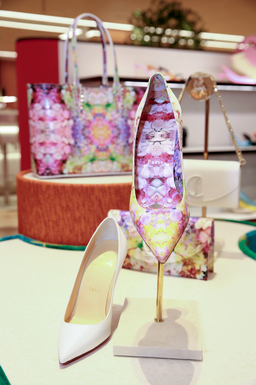 งานเปิดตัวบูติก Christian Louboutin แห่งใหม่ล่าสุด ณ ห้างสรรพสินค้าเซ็นทรัลชิดลม