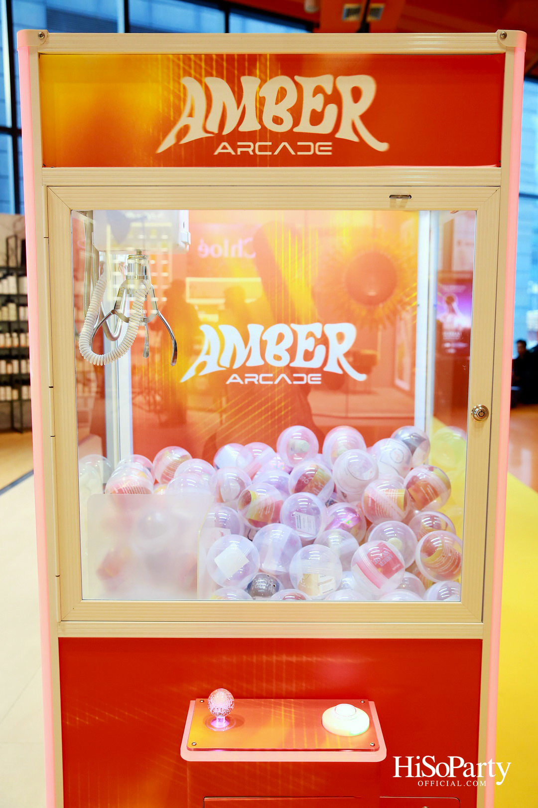 EM DISTRICT AMBER ARCADE