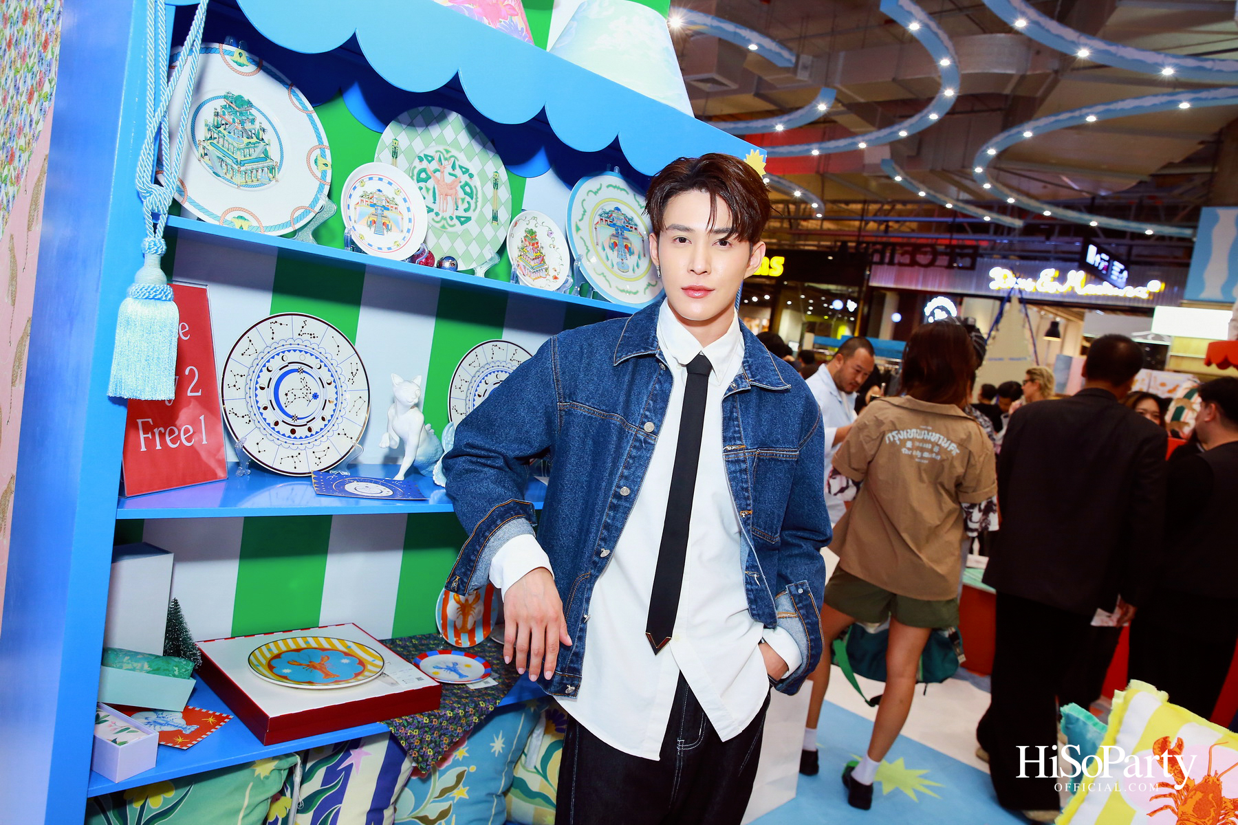 EM DISTRICT AMBER ARCADE