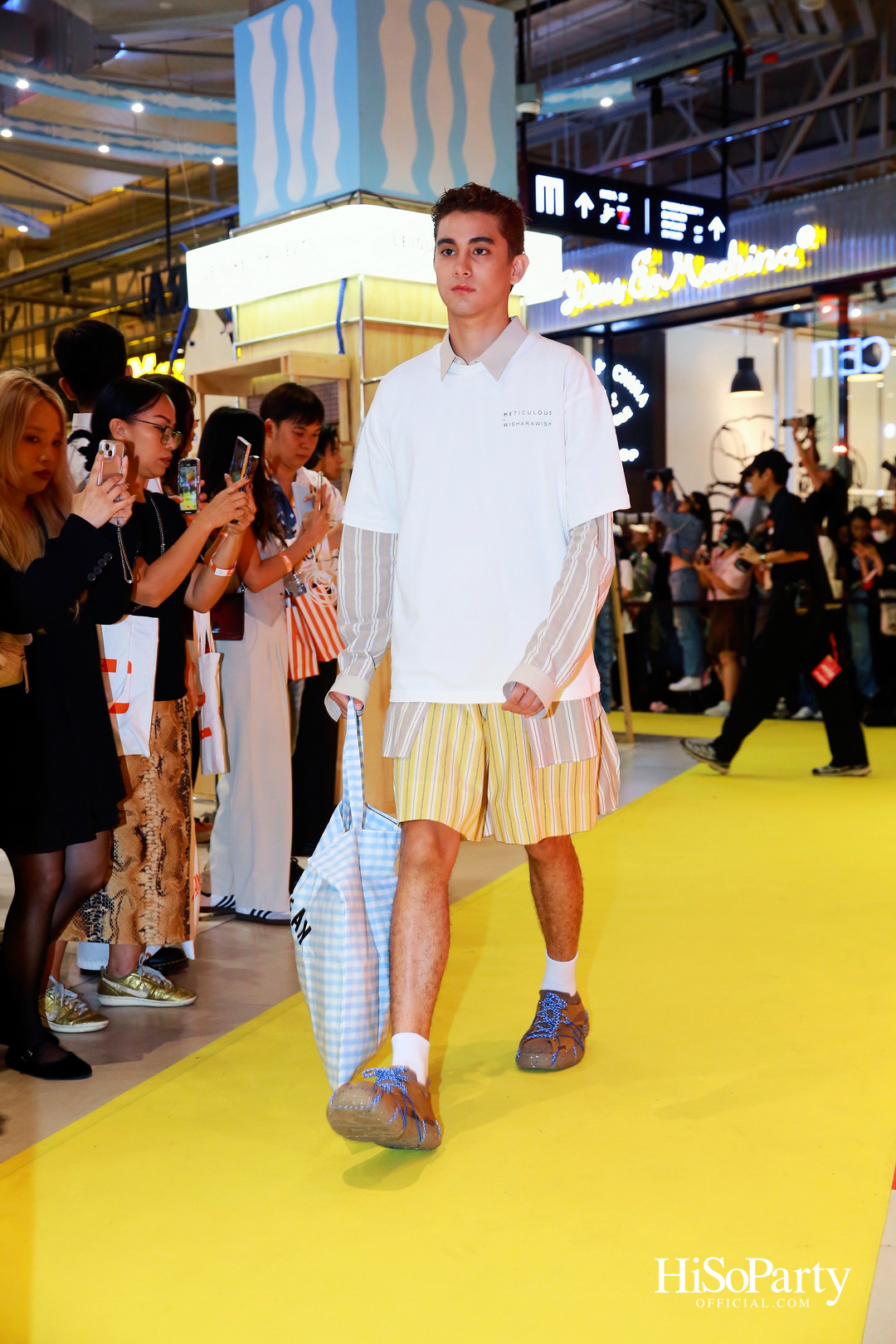 EM DISTRICT AMBER ARCADE