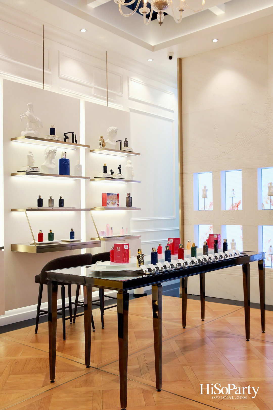 EM DISTRICT AMBER ARCADE