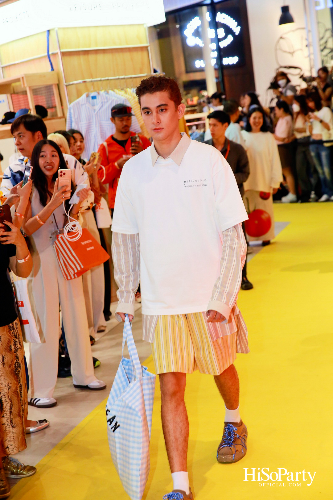 EM DISTRICT AMBER ARCADE