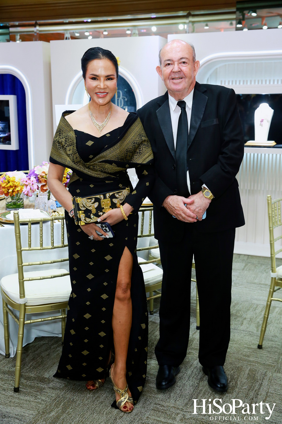 THE EXHIBITION OF CHILDREN PROJECT AND ACORN SIT-DOWN DINNER FOR DONATION