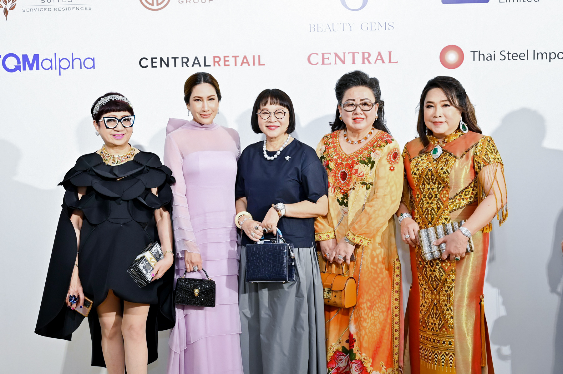 THE EXHIBITION OF CHILDREN PROJECT AND ACORN SIT-DOWN DINNER FOR DONATION