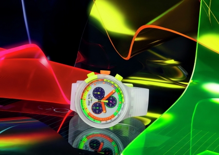 SWATCH NEON COLLECTION นาฬิกาดีไซน์ไอคอนิก โดดเด่นด้วยกลิ่นอายความสนุกในยุค 80 และ 90