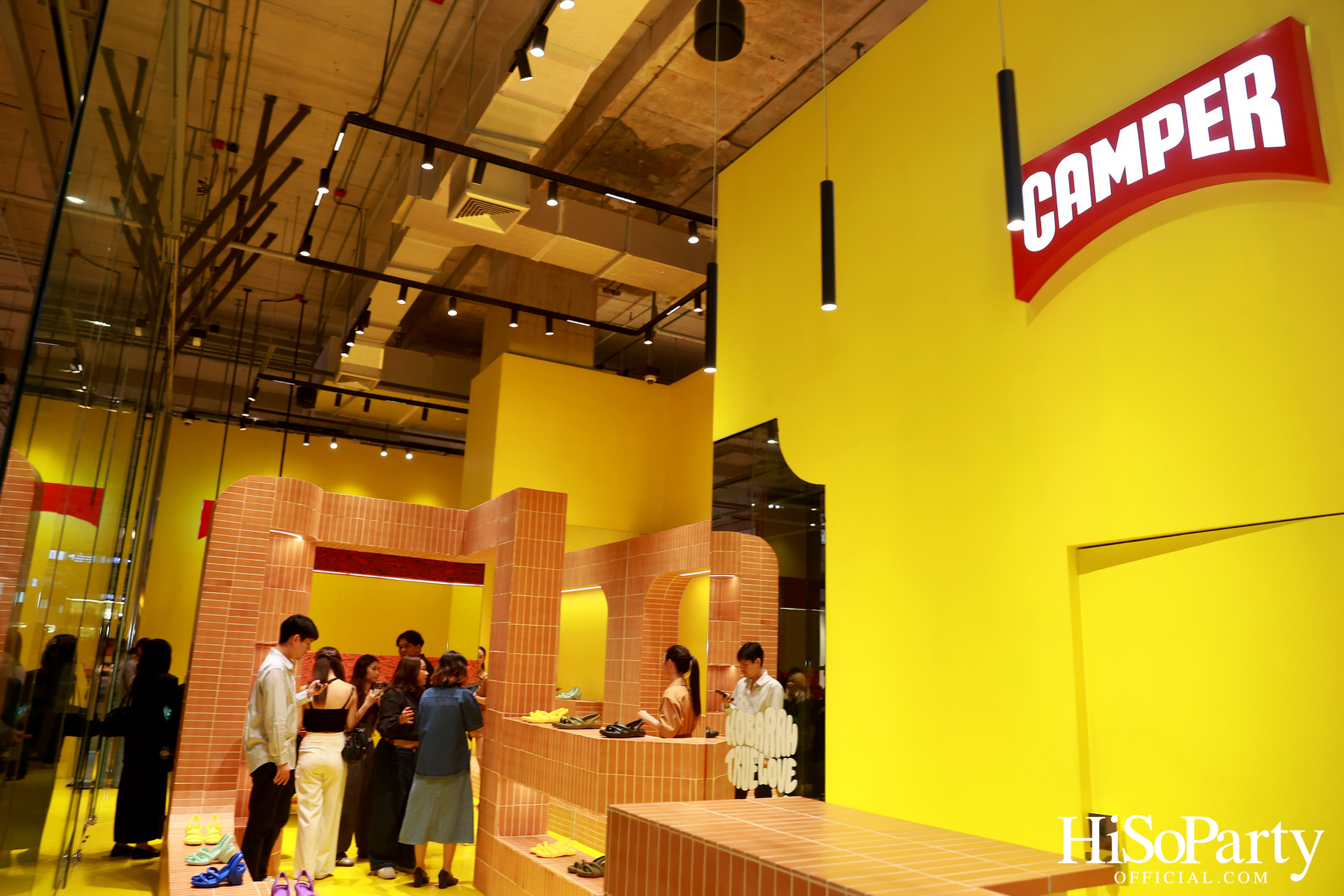 Camper Kobarah True Love