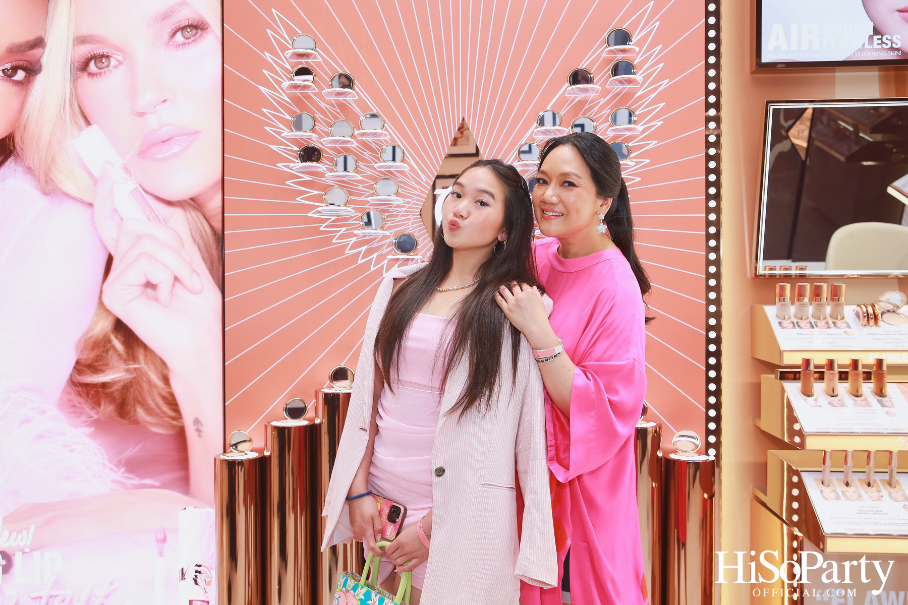 CHARLOTTE TILBURY จัดงาน PILLOW TALK BIG LIP PLUMPGASM 2024 พร้อมเปิดตัวสาขาใหม่ที่ใหญ่ที่สุดใน SOUTHEAST ASIA ณ เซ็นทรัลเวิลด์